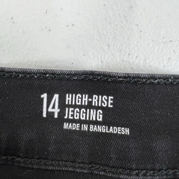ana a new approach Size 14 High Rise Jeans Jeggings Black Raw Cut Hem Button Up - Picture 6 of 11